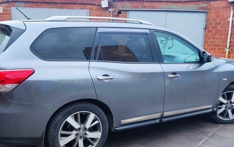 Nissan Pathfinder, 2014 год, 1 640 000 рублей, 5 фотография