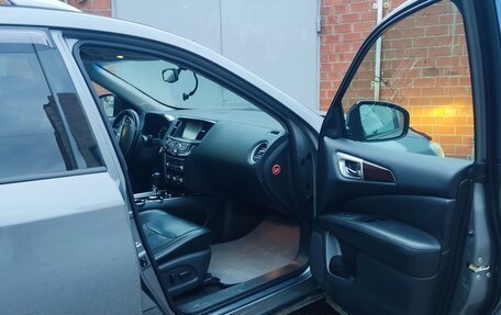 Nissan Pathfinder, 2014 год, 1 640 000 рублей, 9 фотография