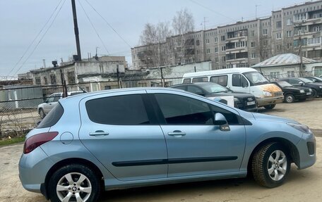 Peugeot 308 II, 2011 год, 580 000 рублей, 3 фотография