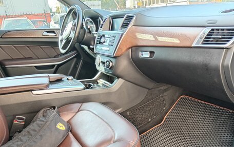 Mercedes-Benz GL-Класс, 2013 год, 3 200 000 рублей, 10 фотография