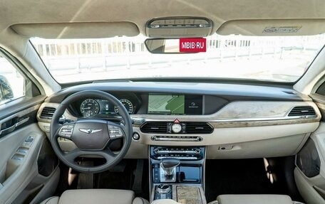 Genesis G90 I рестайлинг, 2016 год, 3 079 700 рублей, 7 фотография