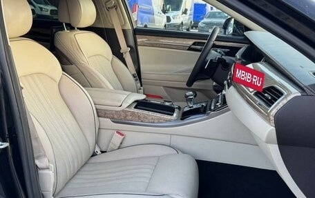 Genesis G90 I рестайлинг, 2016 год, 3 079 700 рублей, 9 фотография