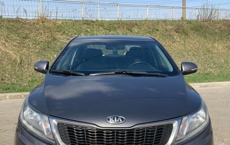 KIA Rio III рестайлинг, 2013 год, 875 000 рублей, 2 фотография