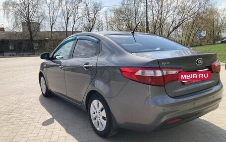 KIA Rio III рестайлинг, 2013 год, 875 000 рублей, 4 фотография