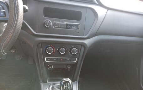 Chery Tiggo 3 I, 2018 год, 750 000 рублей, 8 фотография
