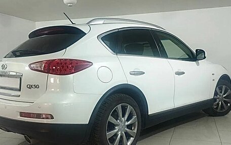 Infiniti QX50 I рестайлинг, 2013 год, 1 610 000 рублей, 3 фотография