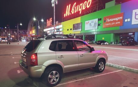 Hyundai Tucson III, 2006 год, 800 000 рублей, 3 фотография