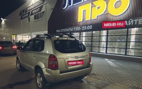 Hyundai Tucson III, 2006 год, 800 000 рублей, 4 фотография