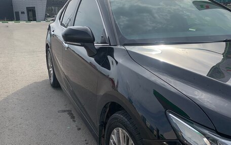 Toyota Camry, 2018 год, 2 630 000 рублей, 5 фотография