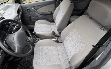 Daewoo Nexia I рестайлинг, 2003 год, 210 000 рублей, 16 фотография