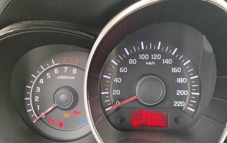 KIA Rio III рестайлинг, 2015 год, 1 100 000 рублей, 2 фотография