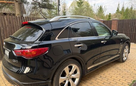 Infiniti QX70, 2013 год, 2 600 000 рублей, 3 фотография