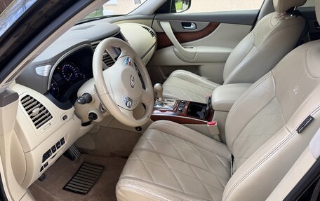 Infiniti QX70, 2013 год, 2 600 000 рублей, 5 фотография