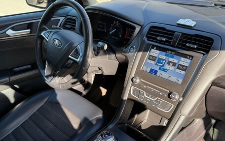 Ford Fusion (North America) II, 2018 год, 1 600 000 рублей, 13 фотография