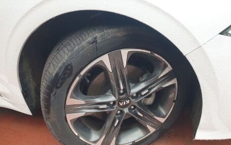 KIA K5, 2019 год, 2 590 000 рублей, 21 фотография