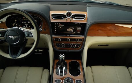 Bentley Bentayga I, 2021 год, 19 500 000 рублей, 11 фотография