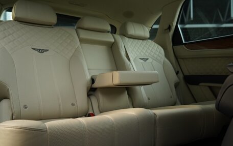 Bentley Bentayga I, 2021 год, 19 500 000 рублей, 19 фотография