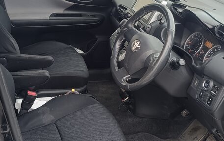 Toyota Wish II, 2011 год, 1 170 000 рублей, 9 фотография