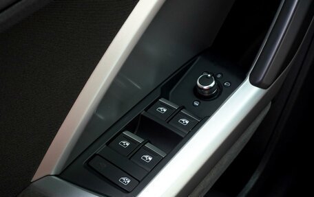 Audi Q3, 2019 год, 3 640 000 рублей, 19 фотография