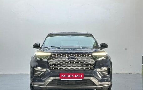 Ford Explorer VI, 2021 год, 2 560 011 рублей, 2 фотография