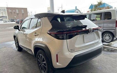 Toyota Yaris Cross, 2022 год, 1 435 000 рублей, 5 фотография