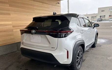 Toyota Yaris Cross, 2022 год, 1 435 000 рублей, 4 фотография