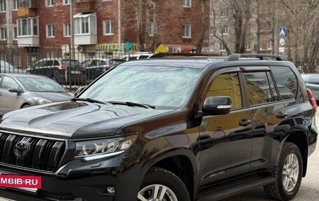 Toyota Land Cruiser Prado 150 рестайлинг 2, 2013 год, 3 390 000 рублей, 2 фотография