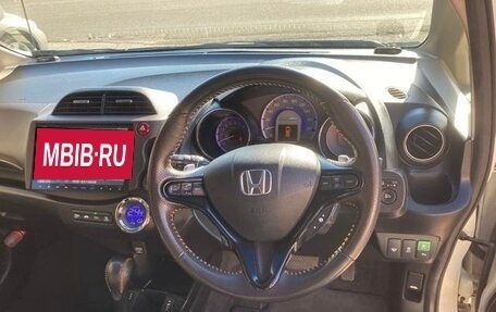 Honda Fit Shuttle I рестайлинг, 2015 год, 796 000 рублей, 21 фотография