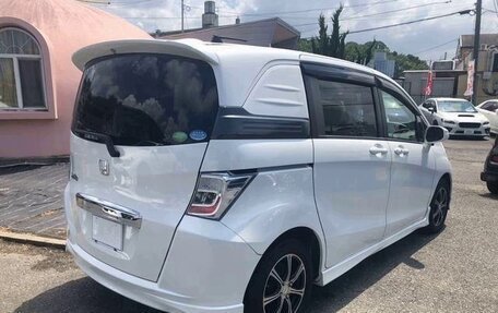 Honda Freed I, 2015 год, 778 000 рублей, 3 фотография