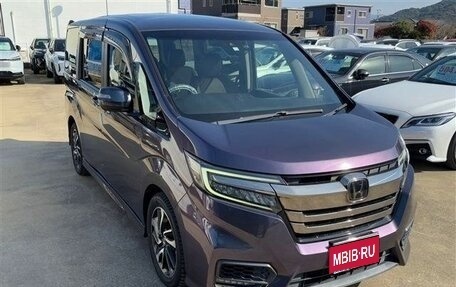 Honda Stepwgn IV, 2021 год, 1 654 000 рублей, 1 фотография