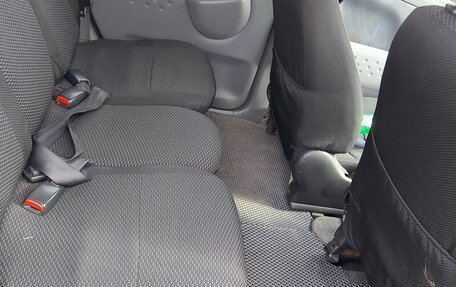 Toyota FunCargo, 2000 год, 420 000 рублей, 5 фотография