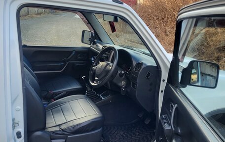 Suzuki Jimny, 2016 год, 850 000 рублей, 3 фотография