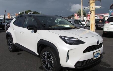 Toyota Yaris Cross, 2022 год, 1 450 001 рублей, 4 фотография