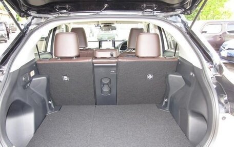 Toyota Yaris Cross, 2022 год, 1 450 001 рублей, 29 фотография