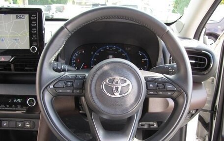 Toyota Yaris Cross, 2022 год, 1 450 001 рублей, 20 фотография