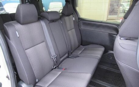 Toyota Voxy III, 2021 год, 2 520 001 рублей, 12 фотография