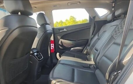Hyundai Tucson III, 2021 год, 1 700 000 рублей, 16 фотография