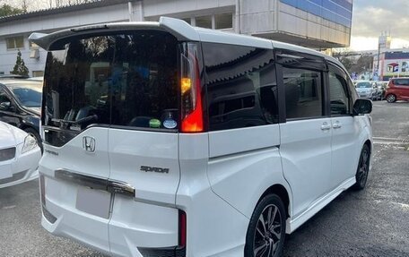 Honda Stepwgn IV, 2021 год, 1 634 000 рублей, 5 фотография