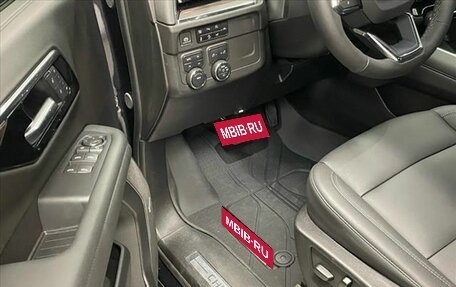 Chevrolet Tahoe IV, 2025 год, 15 490 000 рублей, 5 фотография