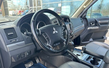 Mitsubishi Pajero IV, 2015 год, 2 390 000 рублей, 12 фотография
