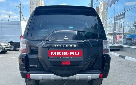 Mitsubishi Pajero IV, 2015 год, 2 390 000 рублей, 6 фотография