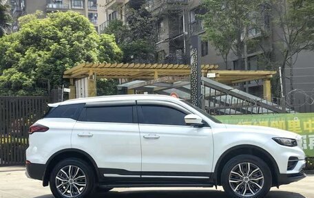 Geely Coolray I, 2020 год, 1 650 000 рублей, 4 фотография