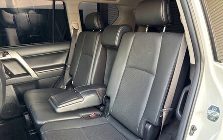 Toyota Land Cruiser Prado 150 рестайлинг 2, 2021 год, 3 520 000 рублей, 20 фотография