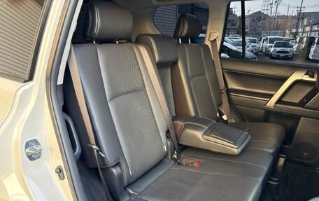 Toyota Land Cruiser Prado 150 рестайлинг 2, 2021 год, 3 520 000 рублей, 21 фотография
