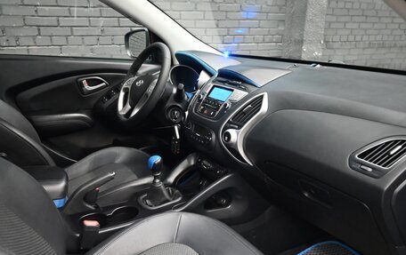 Hyundai ix35 I рестайлинг, 2011 год, 1 230 000 рублей, 10 фотография