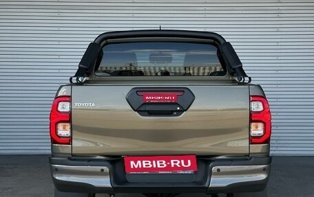 Toyota Hilux VIII, 2022 год, 8 800 000 рублей, 6 фотография