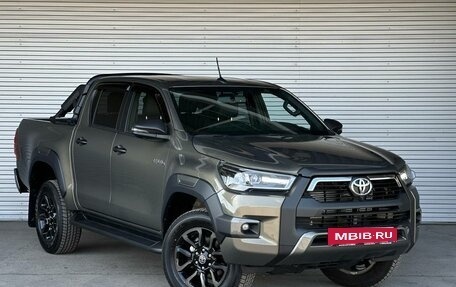 Toyota Hilux VIII, 2022 год, 8 800 000 рублей, 3 фотография