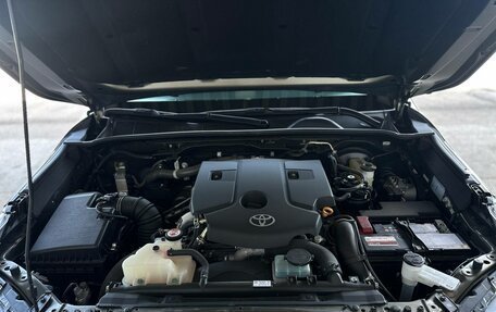 Toyota Hilux VIII, 2022 год, 8 800 000 рублей, 21 фотография