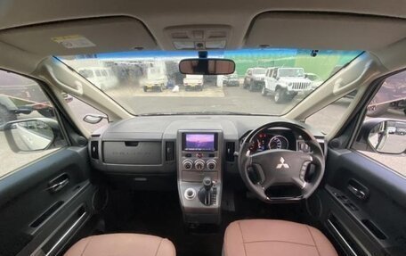 Mitsubishi Delica D:5 I, 2018 год, 2 326 000 рублей, 6 фотография