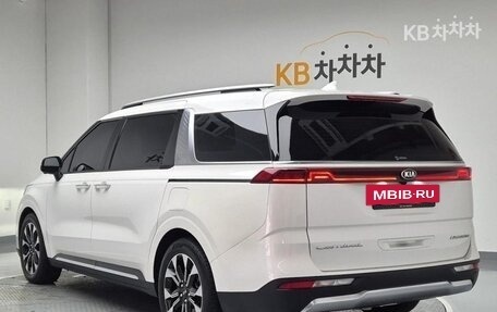 KIA Carnival, 2022 год, 4 600 999 рублей, 3 фотография